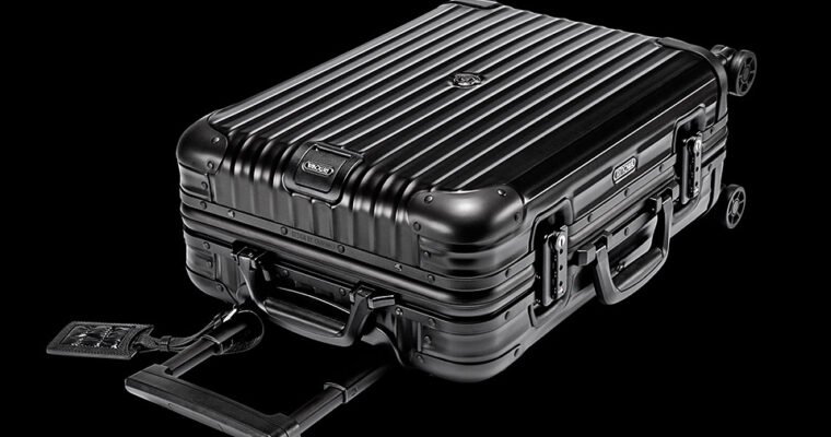 Moncler & Rimowa: Reflection